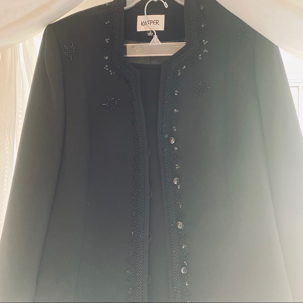 Kasper ladies suit